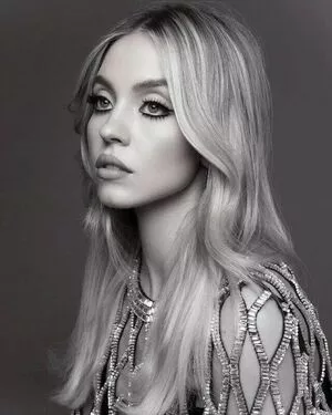 Sydney Sweeney OnlyFans Leaked Free Thumbnail Picture - #Q1NQLAjXqB