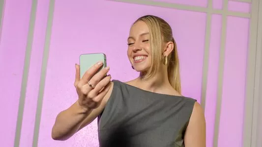 Sydney Sweeney OnlyFans Leaked Free Thumbnail Picture - #Q2XrnUOLJe