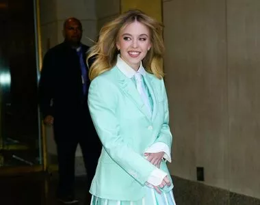 Sydney Sweeney OnlyFans Leaked Free Thumbnail Picture - #QC2fjsfKy9