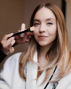 Sydney Sweeney OnlyFans Leaked Free Thumbnail Picture - #RKQPvYp3y9