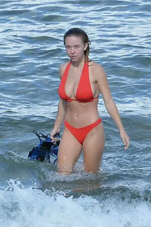 Sydney Sweeney OnlyFans Leaked Free Thumbnail Picture - #RQr63jSCmm