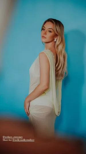 Sydney Sweeney OnlyFans Leaked Free Thumbnail Picture - #TiRa8E1sQB