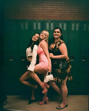 Sydney Sweeney OnlyFans Leaked Free Thumbnail Picture - #UENX6J7AhI