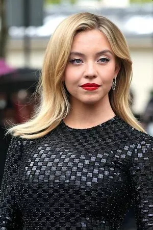 Sydney Sweeney OnlyFans Leaked Free Thumbnail Picture - #V3q0Eh2V4W