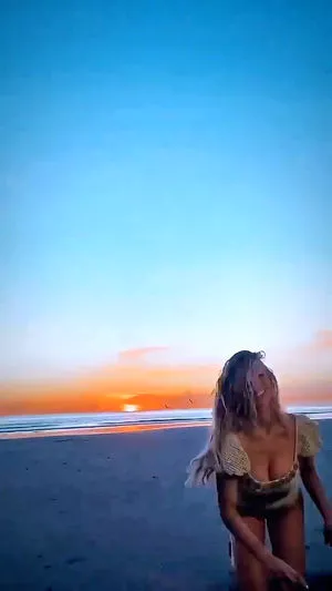 Sydney Sweeney OnlyFans Leaked Free Thumbnail Picture - #VeEgVWmKdu