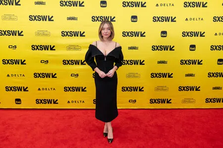 Sydney Sweeney OnlyFans Leaked Free Thumbnail Picture - #Wxt4REAfL2