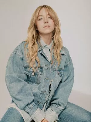 Sydney Sweeney OnlyFans Leaked Free Thumbnail Picture - #YXZlXLZVBI