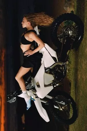 Sydney Sweeney OnlyFans Leaked Free Thumbnail Picture - #Zg8KS23UFJ