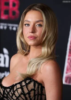 Sydney Sweeney OnlyFans Leaked Free Thumbnail Picture - #aZhnNkbE53