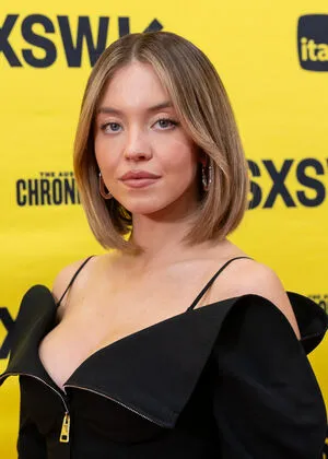 Sydney Sweeney OnlyFans Leaked Free Thumbnail Picture - #ckXr4d6TUO