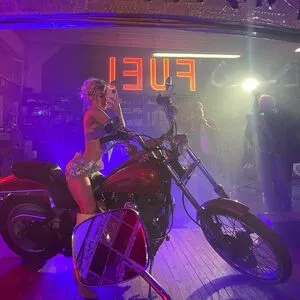 Sydney Sweeney OnlyFans Leaked Free Thumbnail Picture - #dZ8ramhzKg