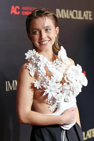 Sydney Sweeney OnlyFans Leaked Free Thumbnail Picture - #eGvlmekBYE