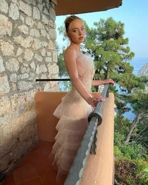 Sydney Sweeney OnlyFans Leaked Free Thumbnail Picture - #f2olApduFc