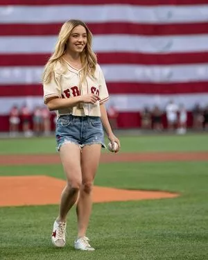 Sydney Sweeney OnlyFans Leaked Free Thumbnail Picture - #fV2xjWw580