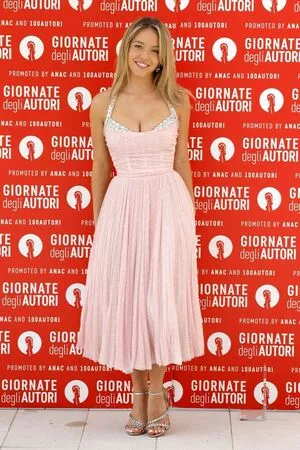 Sydney Sweeney OnlyFans Leaked Free Thumbnail Picture - #gzRLRq9HlK