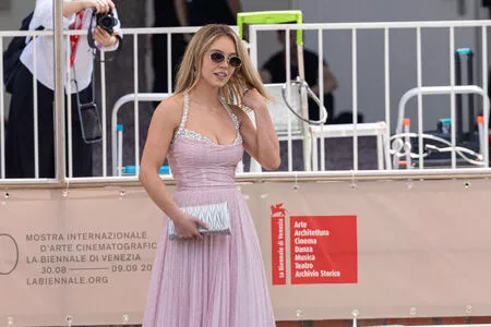 Sydney Sweeney OnlyFans Leaked Free Thumbnail Picture - #hkuCAwBg5C