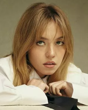 Sydney Sweeney OnlyFans Leaked Free Thumbnail Picture - #hnVFk6teWl