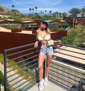 Sydney Sweeney OnlyFans Leaked Free Thumbnail Picture - #kmxLWqRAvF