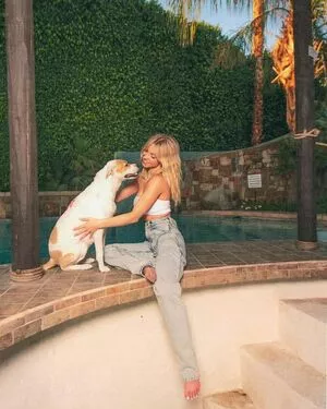 Sydney Sweeney OnlyFans Leaked Free Thumbnail Picture - #lGB0LQDkn3