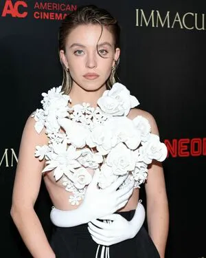 Sydney Sweeney OnlyFans Leaked Free Thumbnail Picture - #mhYEZHmjmG