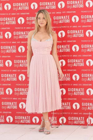 Sydney Sweeney OnlyFans Leaked Free Thumbnail Picture - #qneFnyJ50v