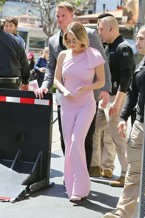 Sydney Sweeney OnlyFans Leaked Free Thumbnail Picture - #tbeKDVJfcL