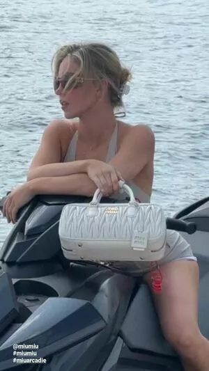 Sydney Sweeney OnlyFans Leaked Free Thumbnail Picture - #tuptcb024o