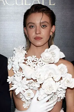 Sydney Sweeney OnlyFans Leaked Free Thumbnail Picture - #vdhW80Fdm6