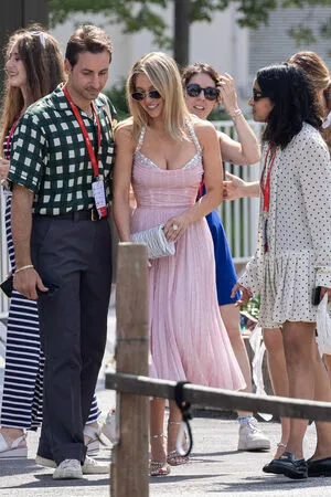 Sydney Sweeney OnlyFans Leaked Free Thumbnail Picture - #wCRO8FUx1Y