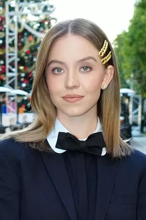 Sydney Sweeney OnlyFans Leaked Free Thumbnail Picture - #xmh40pdtU1