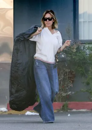 Sydney Sweeney OnlyFans Leaked Free Thumbnail Picture - #xq1kl9Fqbz