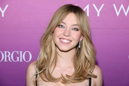 Sydney Sweeney OnlyFans Leaked Free Thumbnail Picture - #yqOB4HToTE