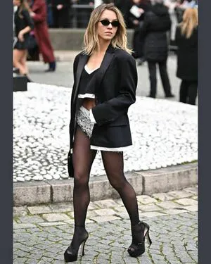 Sydney Sweeney OnlyFans Leaked Free Thumbnail Picture - #zbqb854hOg