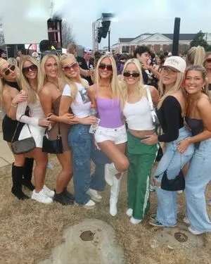 Sydney Thomas OnlyFans Leaked Free Thumbnail Picture - #1ygZecQI8t
