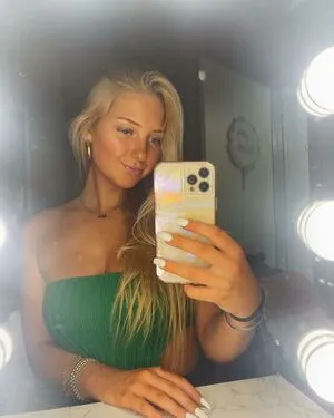 Sydney Thomas OnlyFans Leaked Free Thumbnail Picture - #mcdeZQre9q