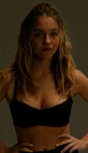 Sydneysween OnlyFans Leaked Free Thumbnail Picture - #OTfo1EXONe