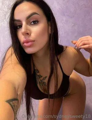 Sydneysweety18 OnlyFans Leaked Free Thumbnail Picture - #4GB9qb4koN