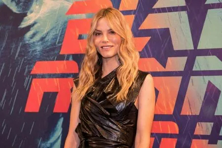 Sylvia Hoeks OnlyFans Leaked Free Thumbnail Picture - #2mwVvsJDGE
