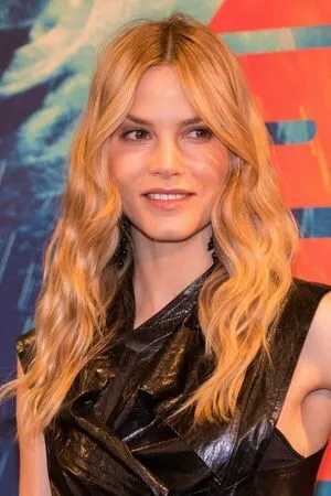 Sylvia Hoeks OnlyFans Leaked Free Thumbnail Picture - #56V1t11GI9