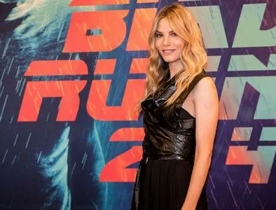 Sylvia Hoeks OnlyFans Leaked Free Thumbnail Picture - #HZX7Y9b8aM