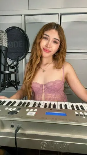 Sylvia Mari Claire OnlyFans Leaked Free Thumbnail Picture - #Y636lMgVBd