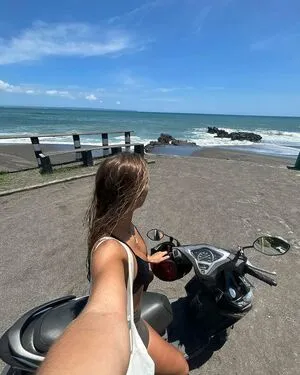 Sylvia Putz OnlyFans Leaked Free Thumbnail Picture - #H2P49JPCsi