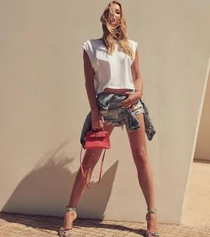 Sylvia Walker OnlyFans Leaked Free Thumbnail Picture - #W4F6XnnyQY