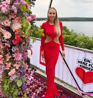 Sylvia Walker OnlyFans Leaked Free Thumbnail Picture - #eZDIW3TmHk
