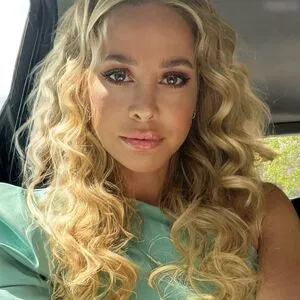 Sylvia Walker OnlyFans Leaked Free Thumbnail Picture - #fl22l7lL93