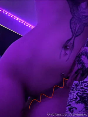 Sylvieexo OnlyFans Leaked Free Thumbnail Picture - #4pLfvrQ8Kj