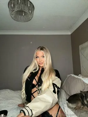 Sylvija OnlyFans Leaked Free Thumbnail Picture - #8I57OUCHx9