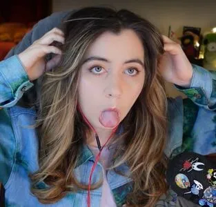 Symbalily OnlyFans Leaked Free Thumbnail Picture - #ij3OSsDmIc