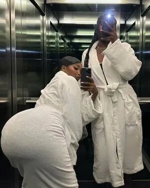 Symworldd OnlyFans Leaked Free Thumbnail Picture - #2Wko5Lzm0W