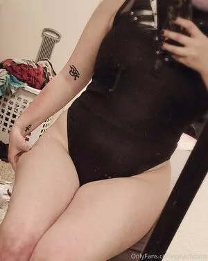 Syncu Bites OnlyFans Leaked Free Thumbnail Picture - #X7u83uVoJI